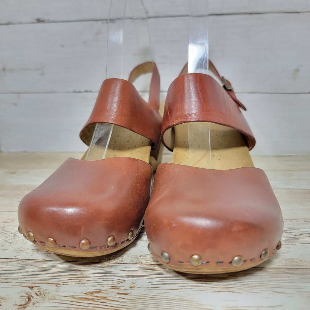 Dansko Brown Leather Slingback Clogs - Picture 6 of 12